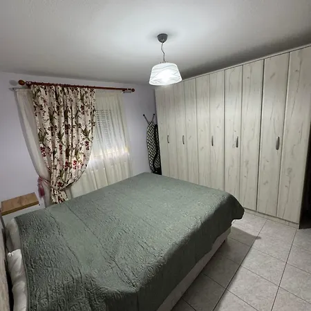 Christinas Deluxe Apartment