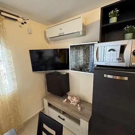 Christinas Deluxe Apartment *