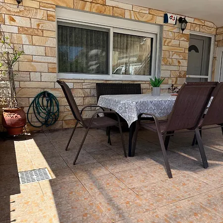 Christinas Deluxe Apartament Néa Péramos