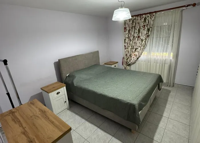 Lägenhet Christinas Deluxe Néa Péramos